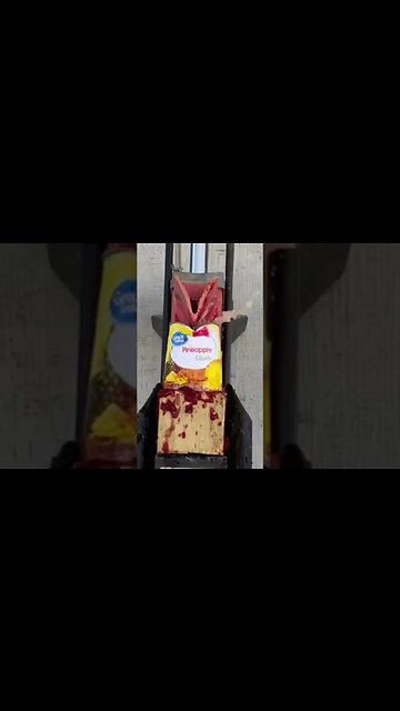 Pineapple chucks going everywhere