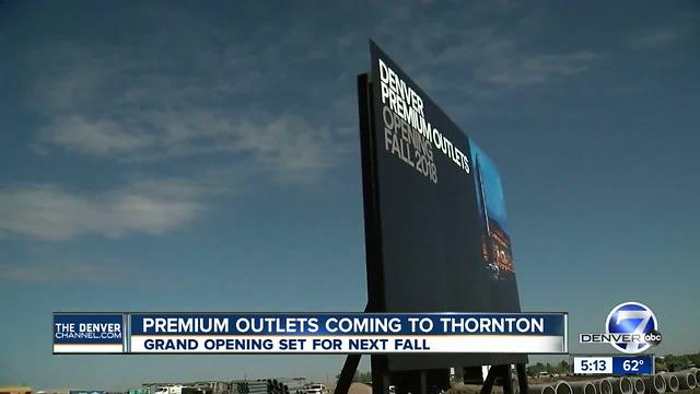 Crews break ground on new outlet mall in Thornton