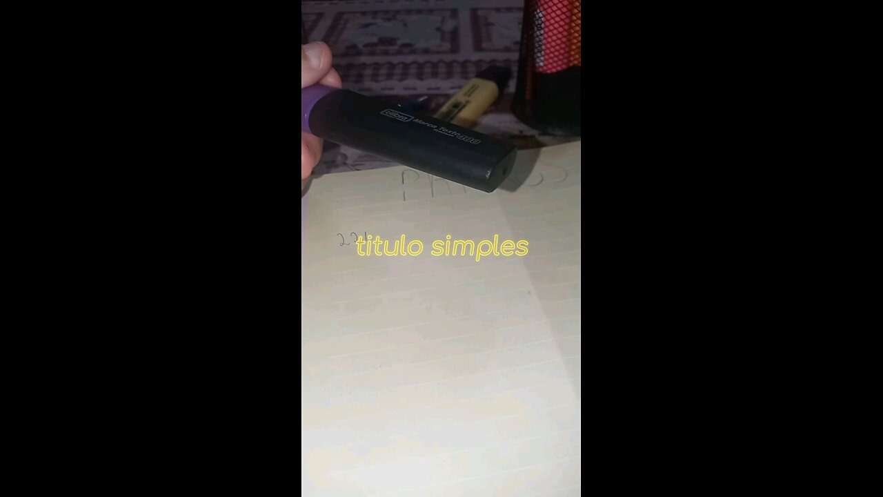 título simples