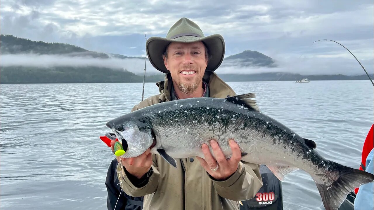 Alaska Salmon Dip Netting & Flossing // Kenai River