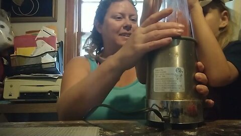 How to Make Your Own Tomato Powder with Dehydrated Skins #everybitcountschallenge #pantrychallenge