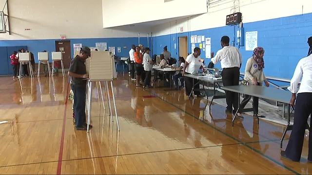 Oakland County Clerk investigates polling problems