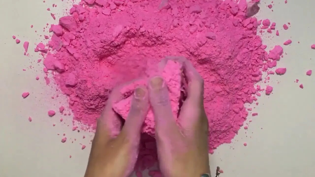 💗pink dyed gym chalk|crush|need 10k subscribers!!!