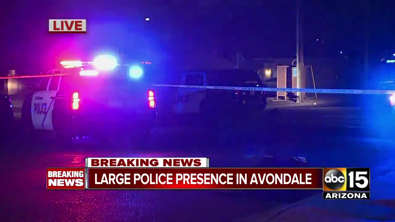 Pursuit leads to barricade situation with kidnapping suspect in Avondale