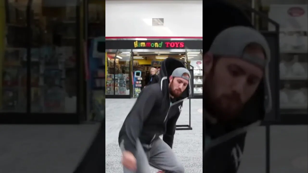 MALL COP VS PARKOUR ATHLETE