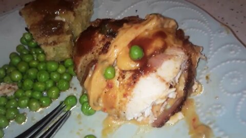 Well rounded Kroger chicken dinner 🇺🇸🐔🌽 #shorts #youtubeshorts