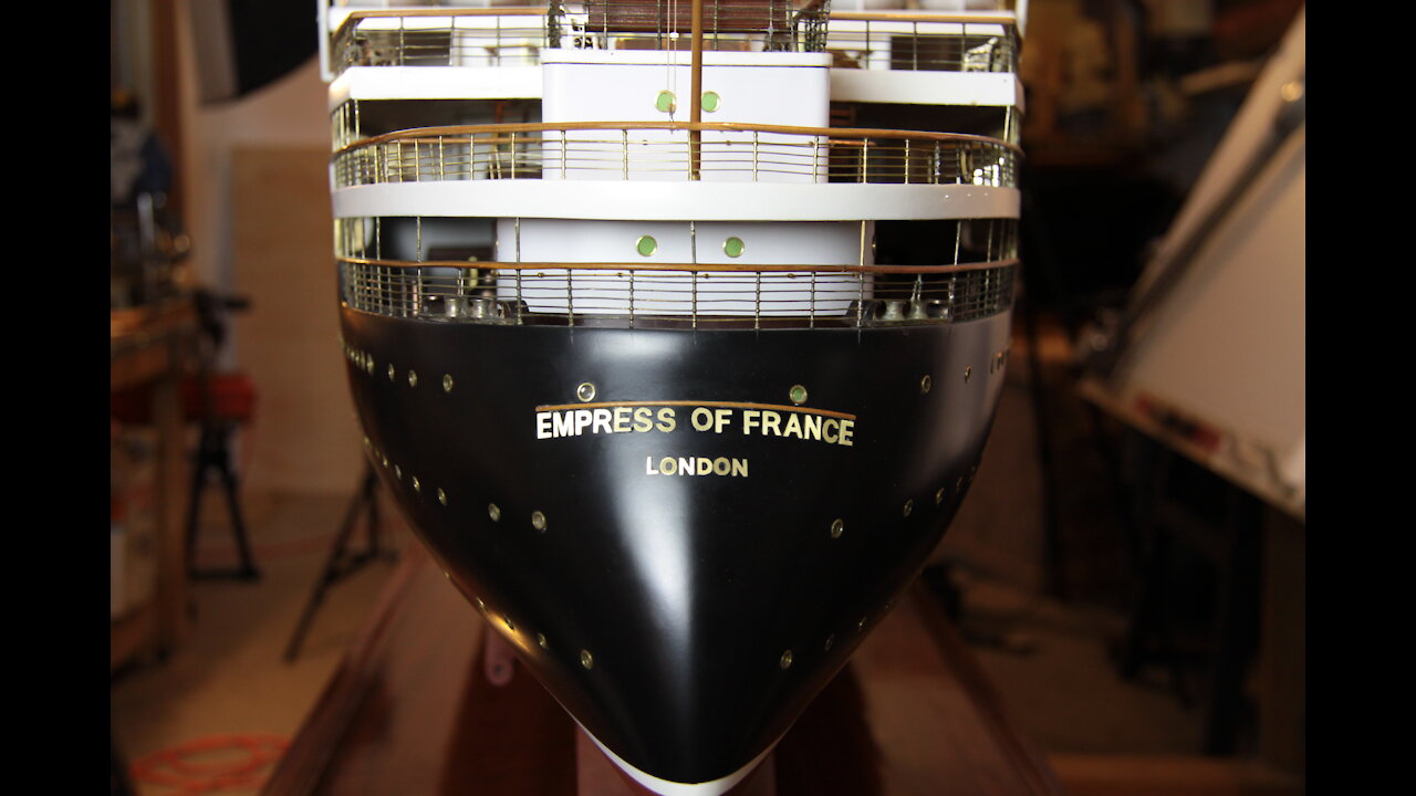 Extra large model of the RMS Empress of France