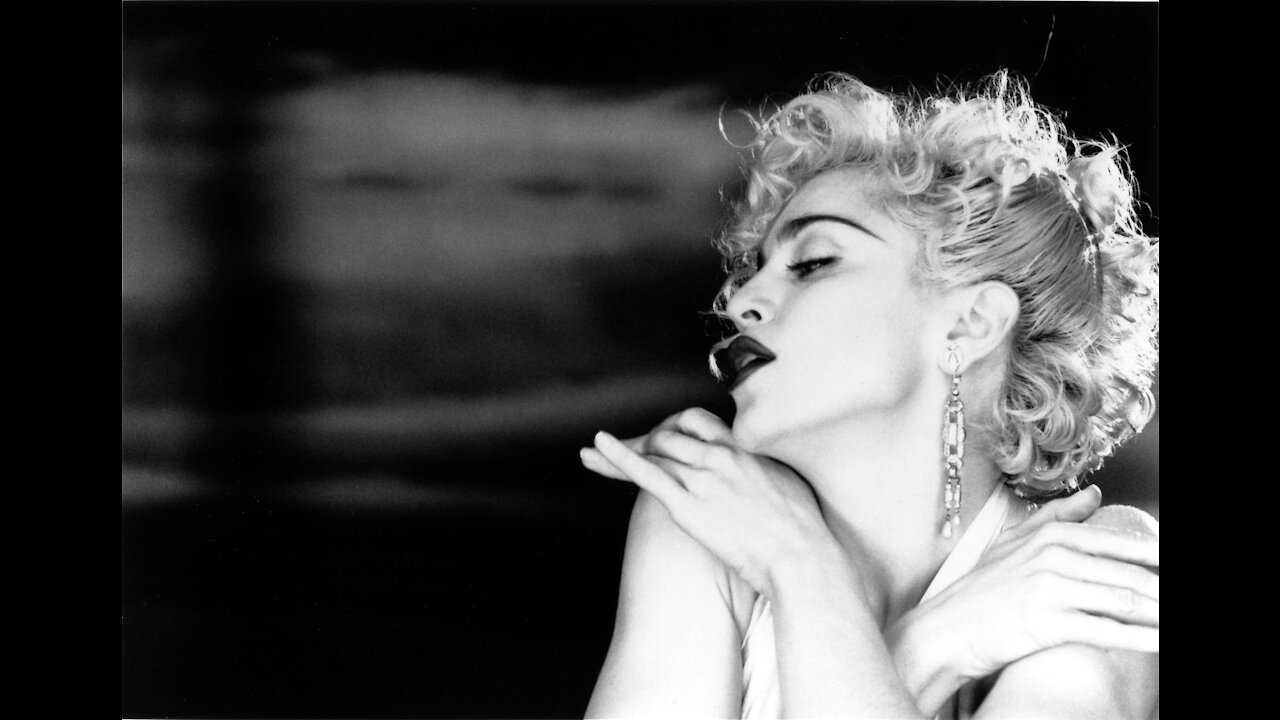 MADONNA - Vogue