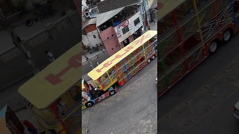 PASSINHOS DO CHAVES, CHIQUINHA, KIKO E SONIC DANÇANDO NA CARRETA DA ALEGRIA TRIPLO X, LIKE 176