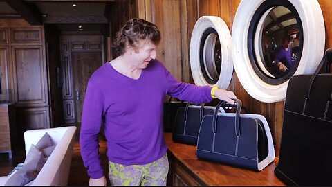 Rolls Royce offered me $37,000 custom luggage for my Wraith!