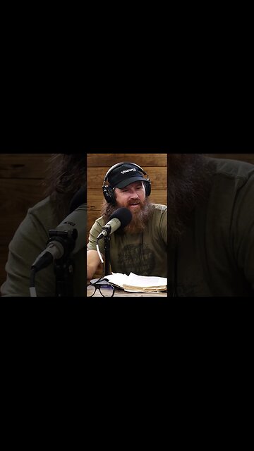 Jase Robertson Has a Simple Bible Reading Plan for Every Christian