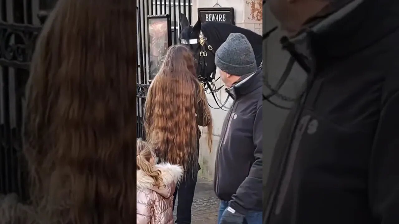 Cousin itt #horseguardsparade
