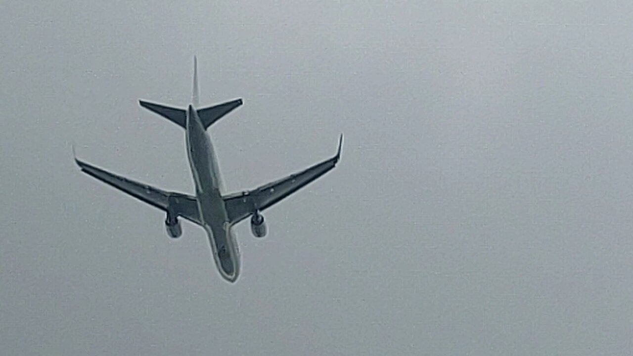 Boeing 767-300ERF N420LA departing to Bogotá from Manaus