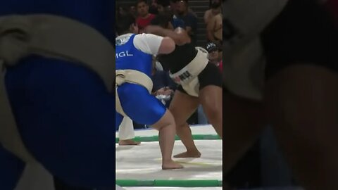 Mongolia V. USA #sumo #shorts #youtubeshorts #相撲 #大相撲 #力士 #相撲好き #大相撲観戦 #土俵 #大関 #相撲ファン #格闘技 #アマ相撲