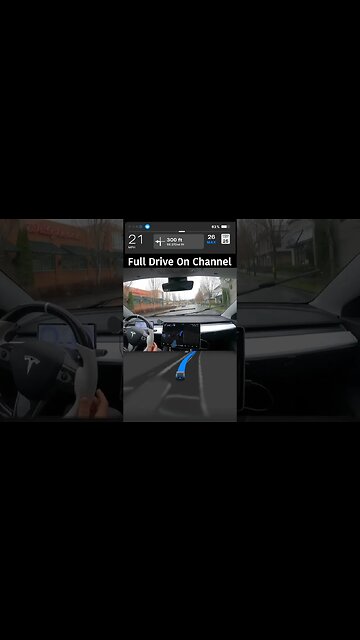 Tesla handles round-a-bout #teslafsd #teslamodel3 #fsdbeta #fullselfdriving