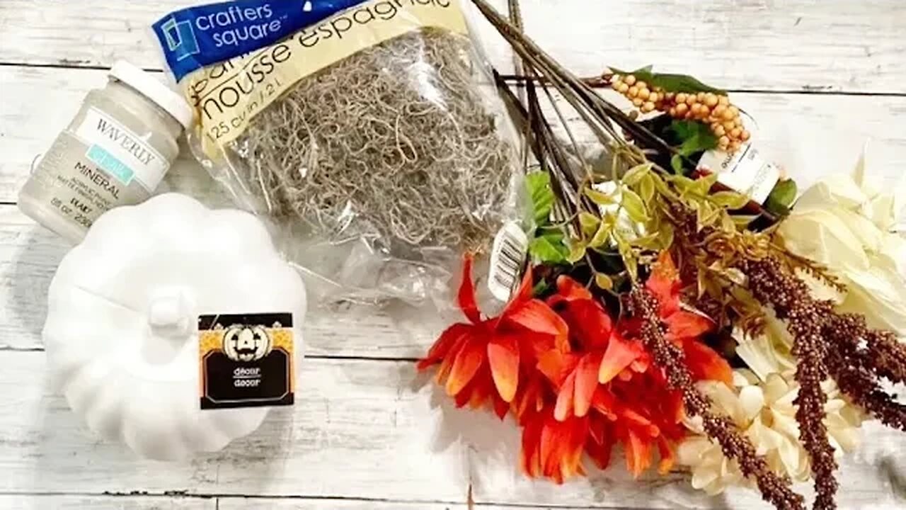 Adorable Fall Floral DIY || Using a Dollar Tree Pumpkin [1 Quick and Easy DIY]