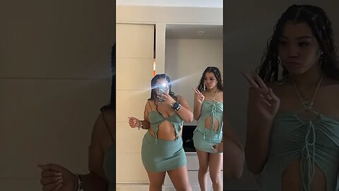 Me & Twin 👯‍♀️