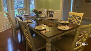 Doctors provide mental health tips for Thanksgiving changes