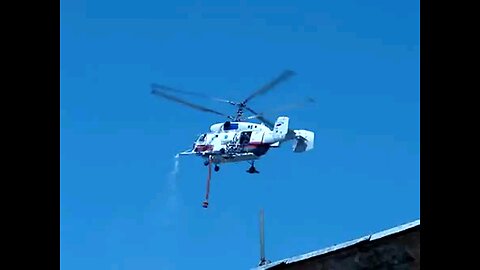 Archive footage from the early 2000s: a Kamov Ka-32 puts out a fire in the Moscow Sokol metropolitan