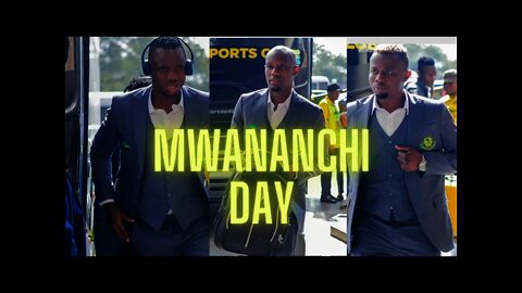 Tazama Wachezaji wa Yanga walivyoingia uwanjani na kuwasalimia mashabiki wao