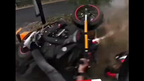 Super Bike crashed Very dangerous 😭😭😱😱😭