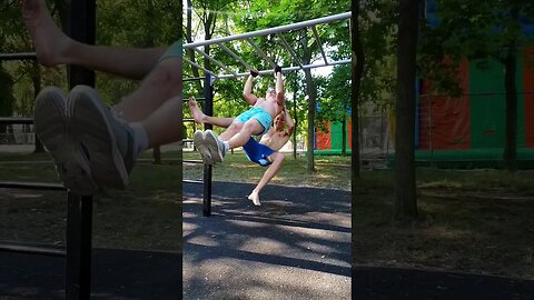 🤔 Coś nie pykło 😅 streetworkout 17 #youtubeshorts #shortvideo #workout #gymnast #tricks