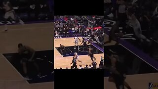 RUSSELL WESTBROOK BREAKS RIM AGAIN!!