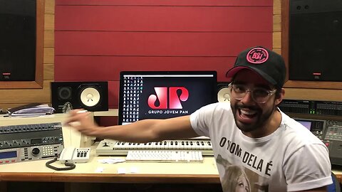 Quem será que o Gabriel Diniz encontrou no Tinder?