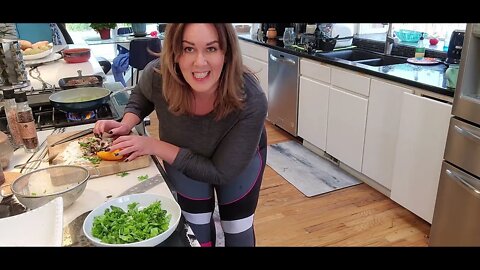 Steak Salad + Gym clothes