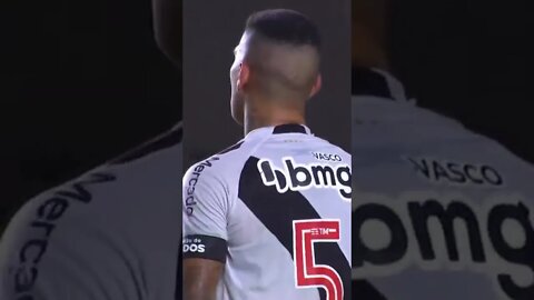 Vasco perde jogo para o Sampaio Correa e torcedores se desesperam por temer permanência na série B.
