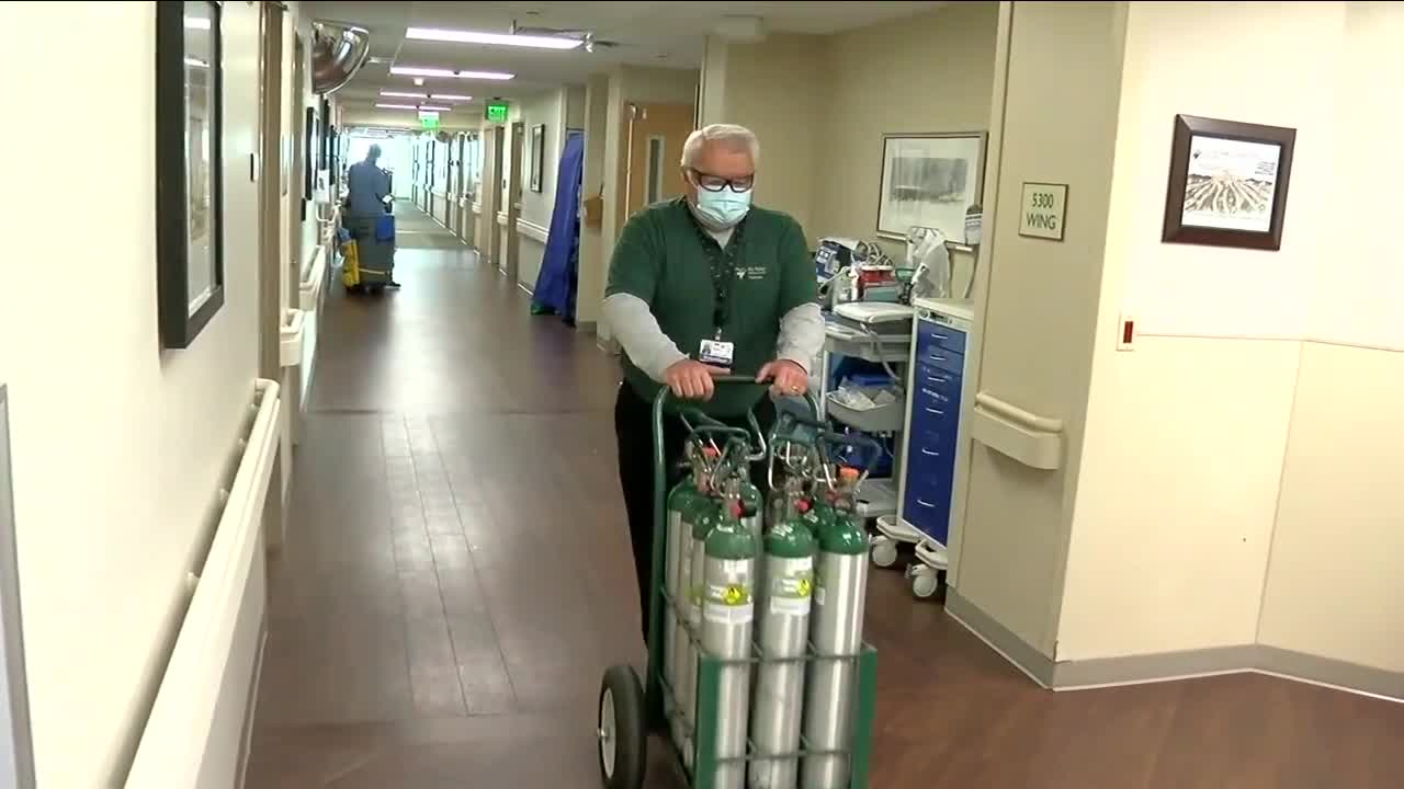 Denver7 Everyday Hero refills oxygen tanks with a smile for patients, staff