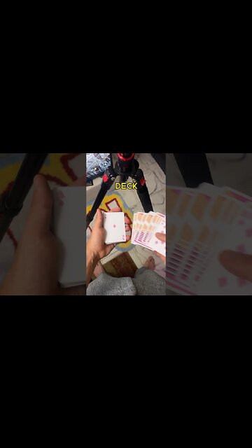 Impossible Card Trick. Nothing Makes Sense