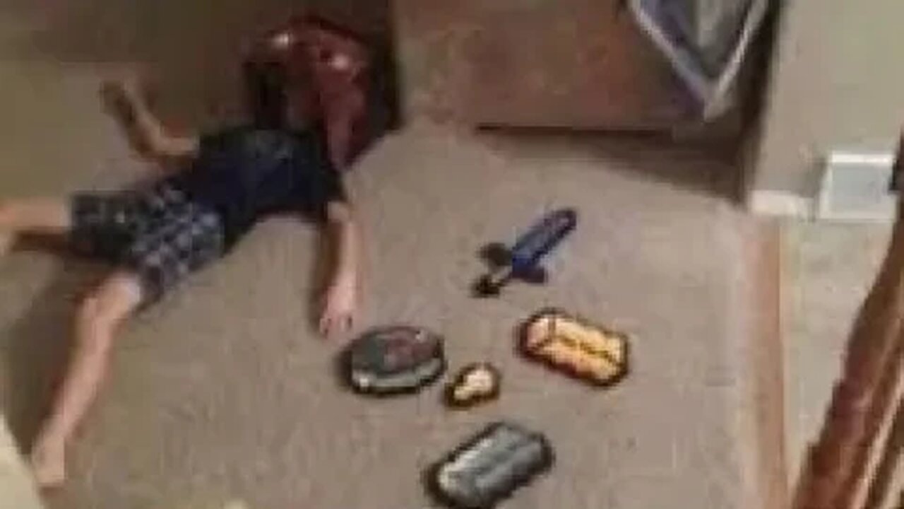 (Minecraft XII) Watch a man slowly lose his mind…