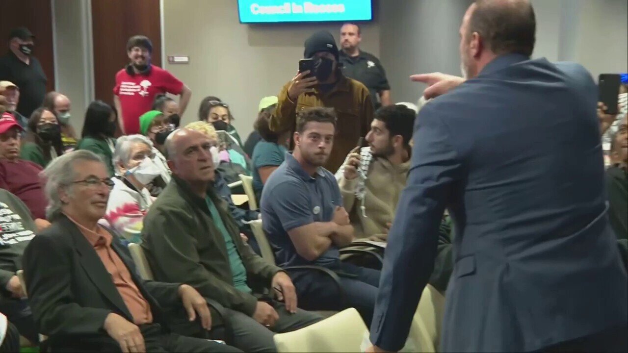 California Council Meeting Explodes Over Resolution Blaming Israel After Hamas Attack