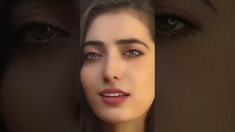 kitni makhnoor hain tumhari ankhain #shorts #youtubeshorts