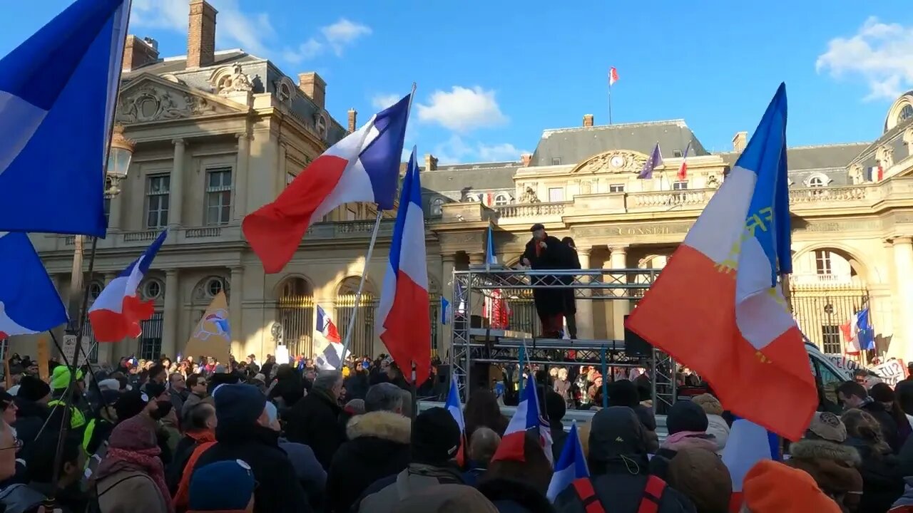 Manifestation, marche pour la paix au départ de Port Royal à Paris le 26/02/2023 - Discours 1