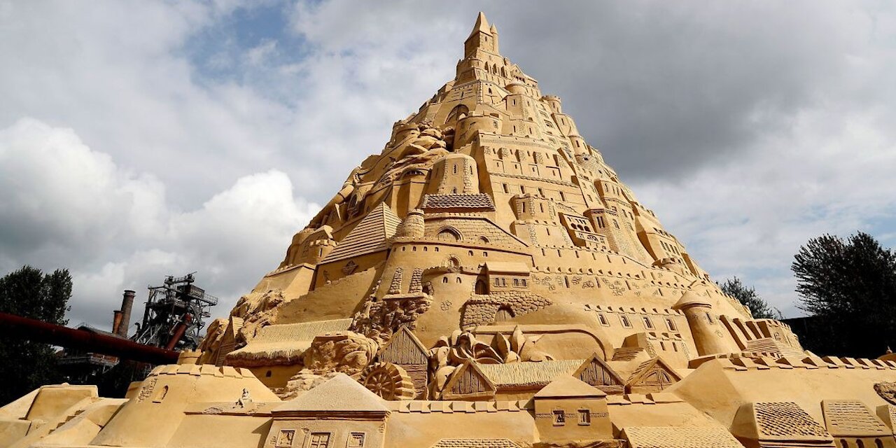 The largest sand castle ever made 😱