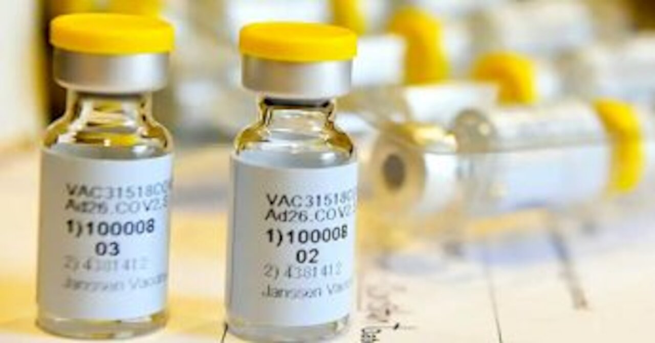 Johnson & Johnson Exec Warns Against Company's Vaccine!