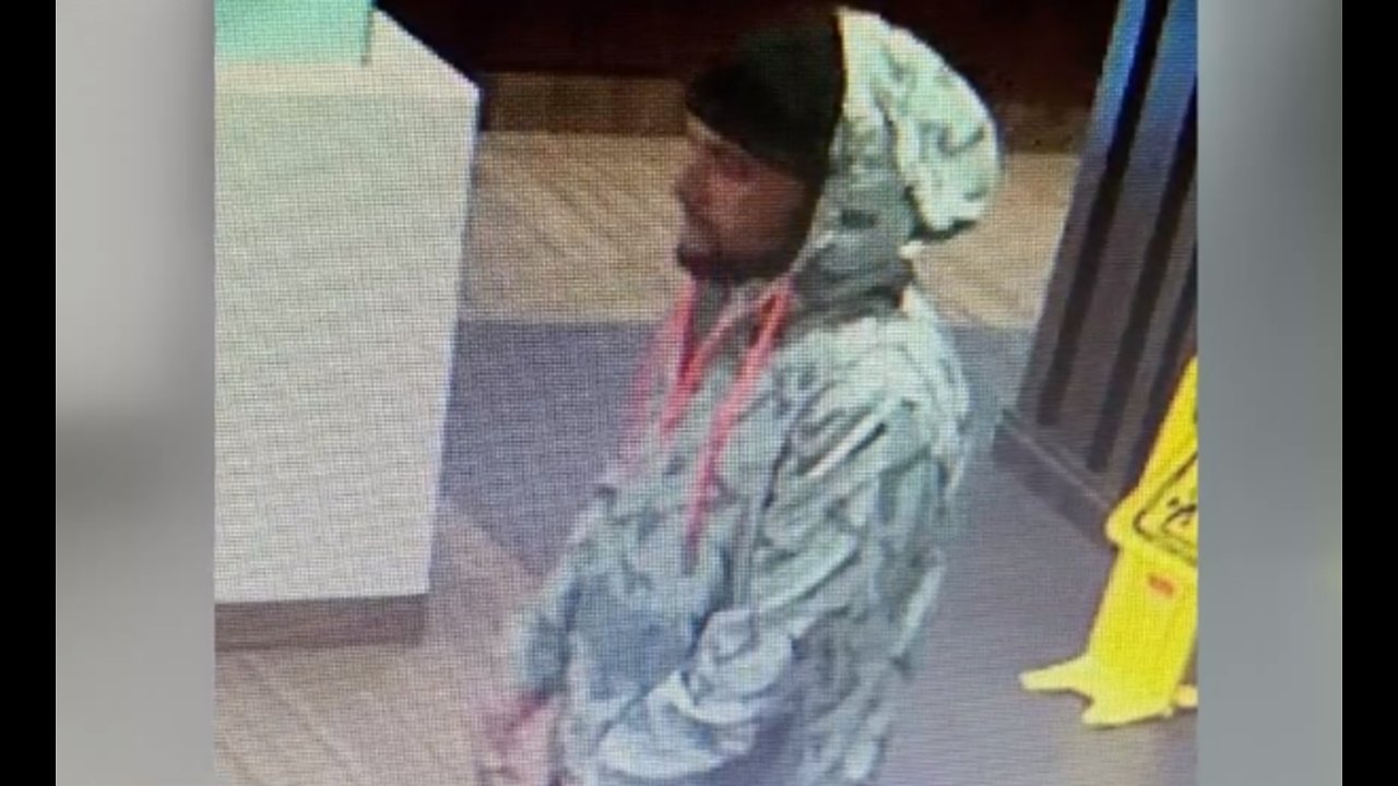 Vegas police search for man accused of robbing, beating elderly woman