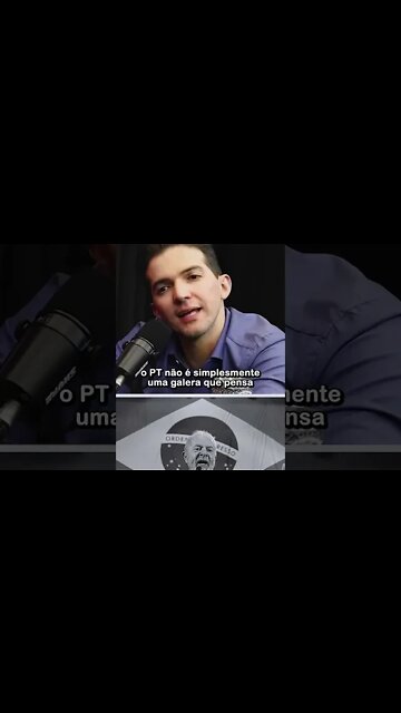 A eleição do ex-presidiário Lula desmoraliza o país. O lugar desse sujeito é na cadeia #shorts #lula