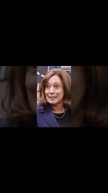 "You are EXCELLENCE!" Kamala delivers CRINGEY condolences to basketball team who lost March Madness
