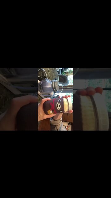 Keep hands warm while holding cold beverages with these cute Japanese sock jar bears 🐻