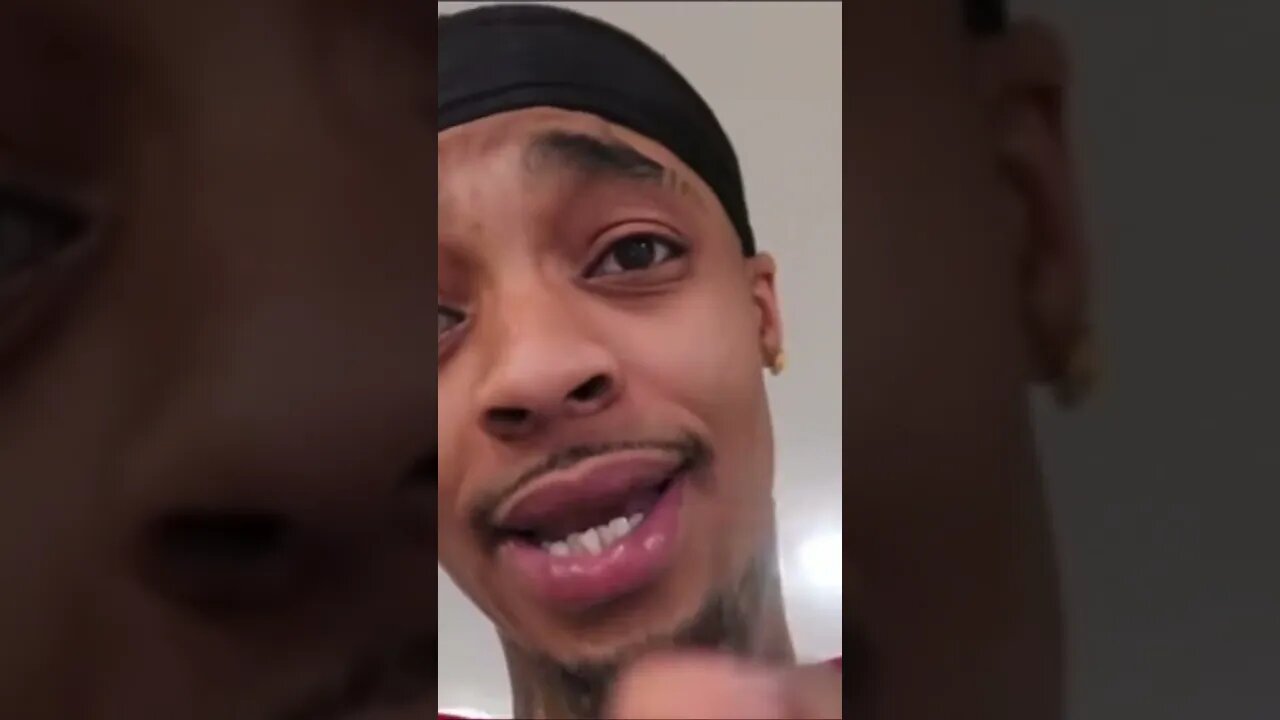 FlightReacts Gives Relationship Advice!