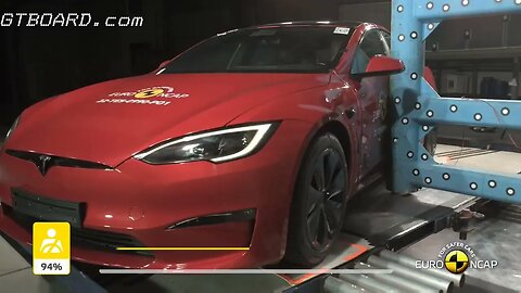 2022 Tesla Model S Crash Test ⭐️⭐️⭐️⭐️⭐️