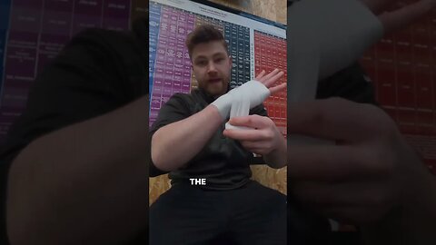 Beginner Hand Wrap Tutorial 🥊🎁✋🏻