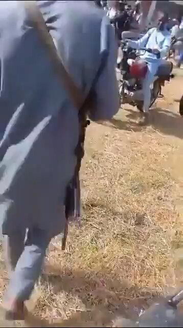 Nigerian Army escorting #Fulani terrorism This can only happen in a terrorism country Nigeria 🇳🇬