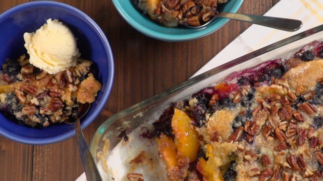 Delicious peach blueberry dump cake