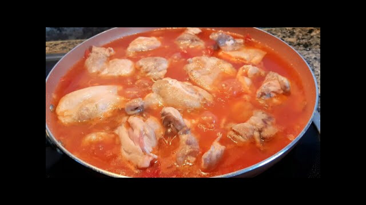 Chilindrón chicken. Traditional recipe.