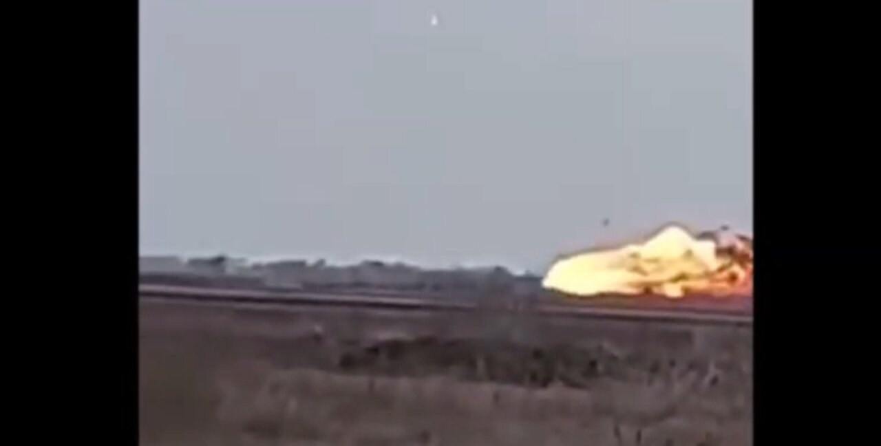 The seconds of the Su-25 fighter plane before it fell and became a fireball