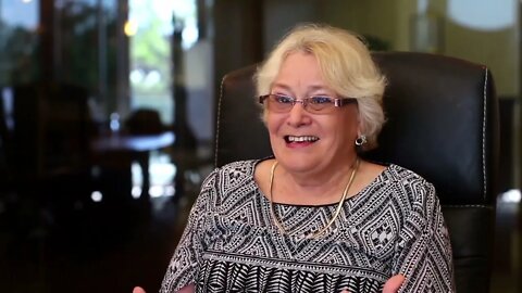 How To Improve Gut Health - MicrobeFiber Testimony Elizabeth